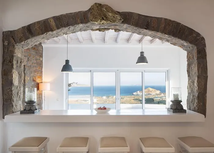 Spectacular 14 Bedrooms Vibhu Private Jacuzzis *