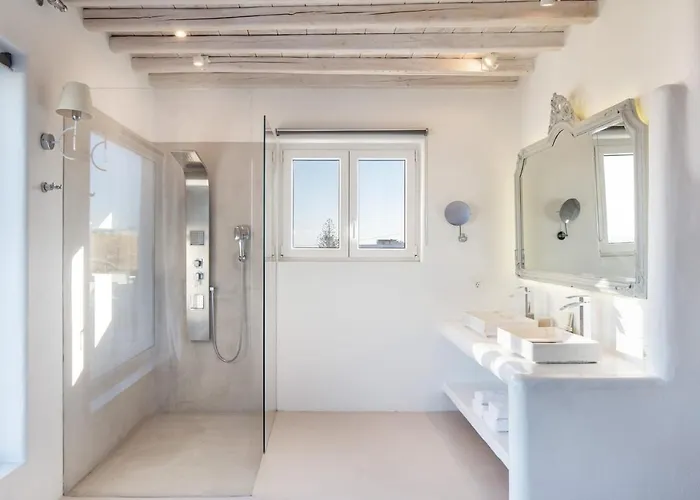 Spectacular 14 Bedrooms Vibhu Private Jacuzzis Villa